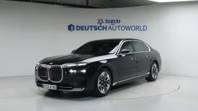 BMW 7 Series (G70) 740i Design Pure Excellence